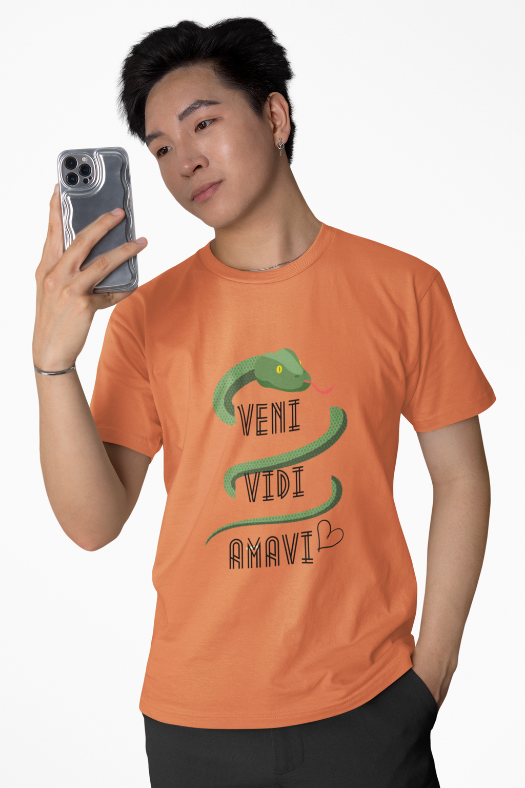 Veni Vidi Amavi  (I Came, I Saw, I Loved) Graphic Unisex Heavy Cotton Tee - Stylish Comfortable T-Shirt for Casual Wear