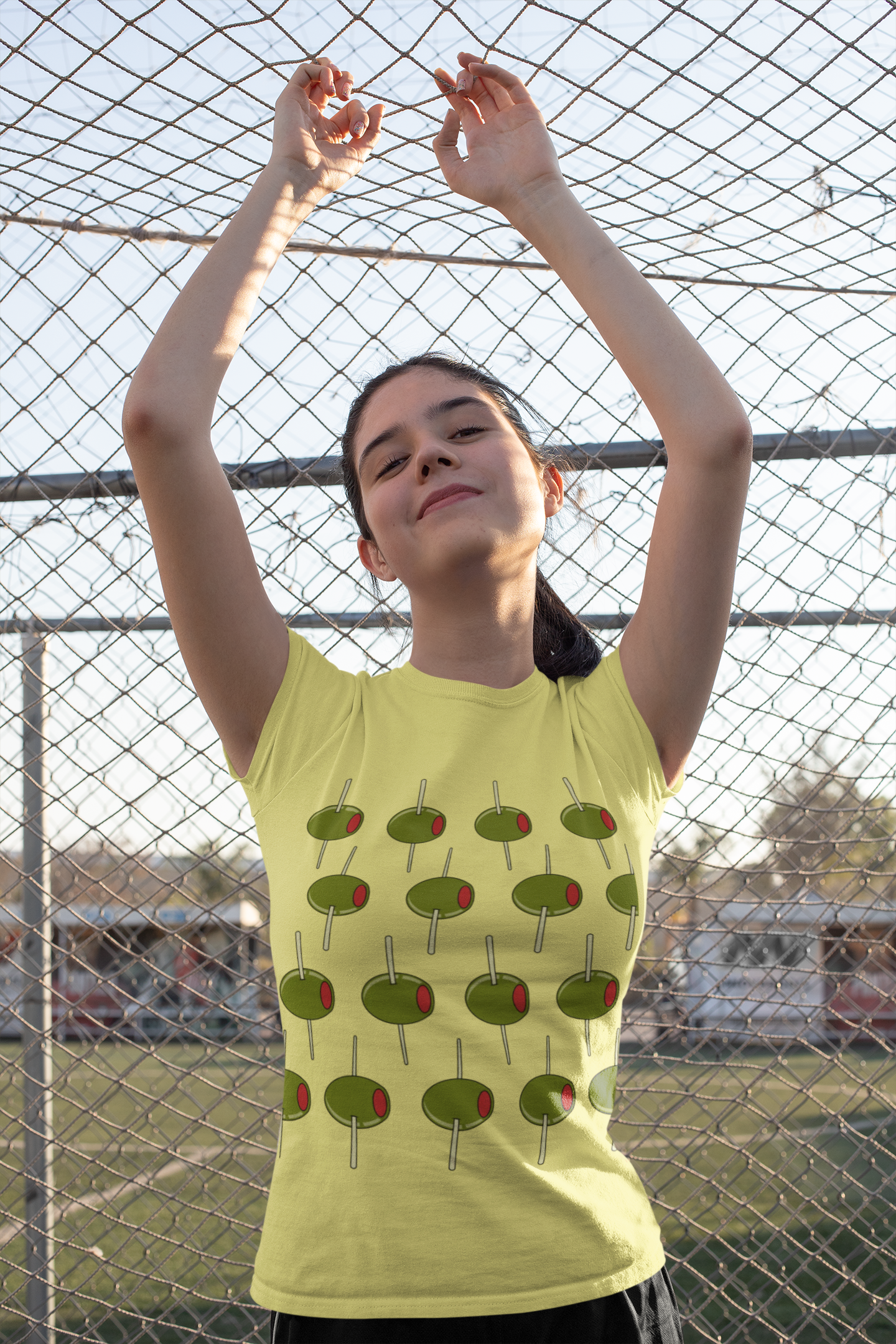 Graphic Contemporary Cocktail Olives on The March.  Unisex Heavy Cotton  Tee — Retro Martini Cocktail Graphic T-Shirt
